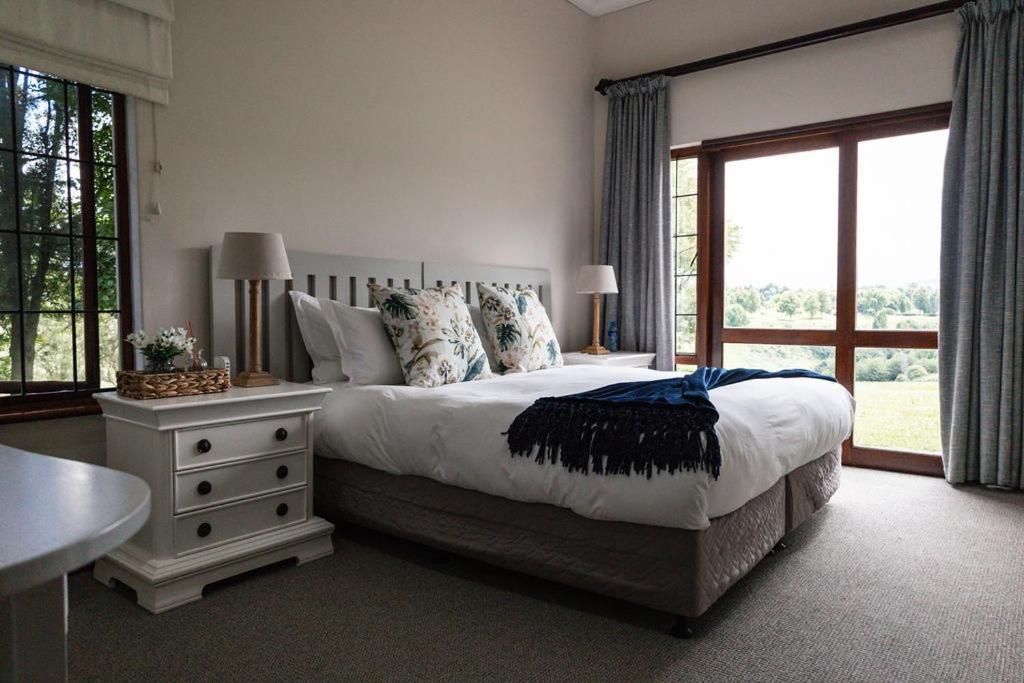Porterfield Guest House, Champagne Valley ภายนอก รูปภาพ